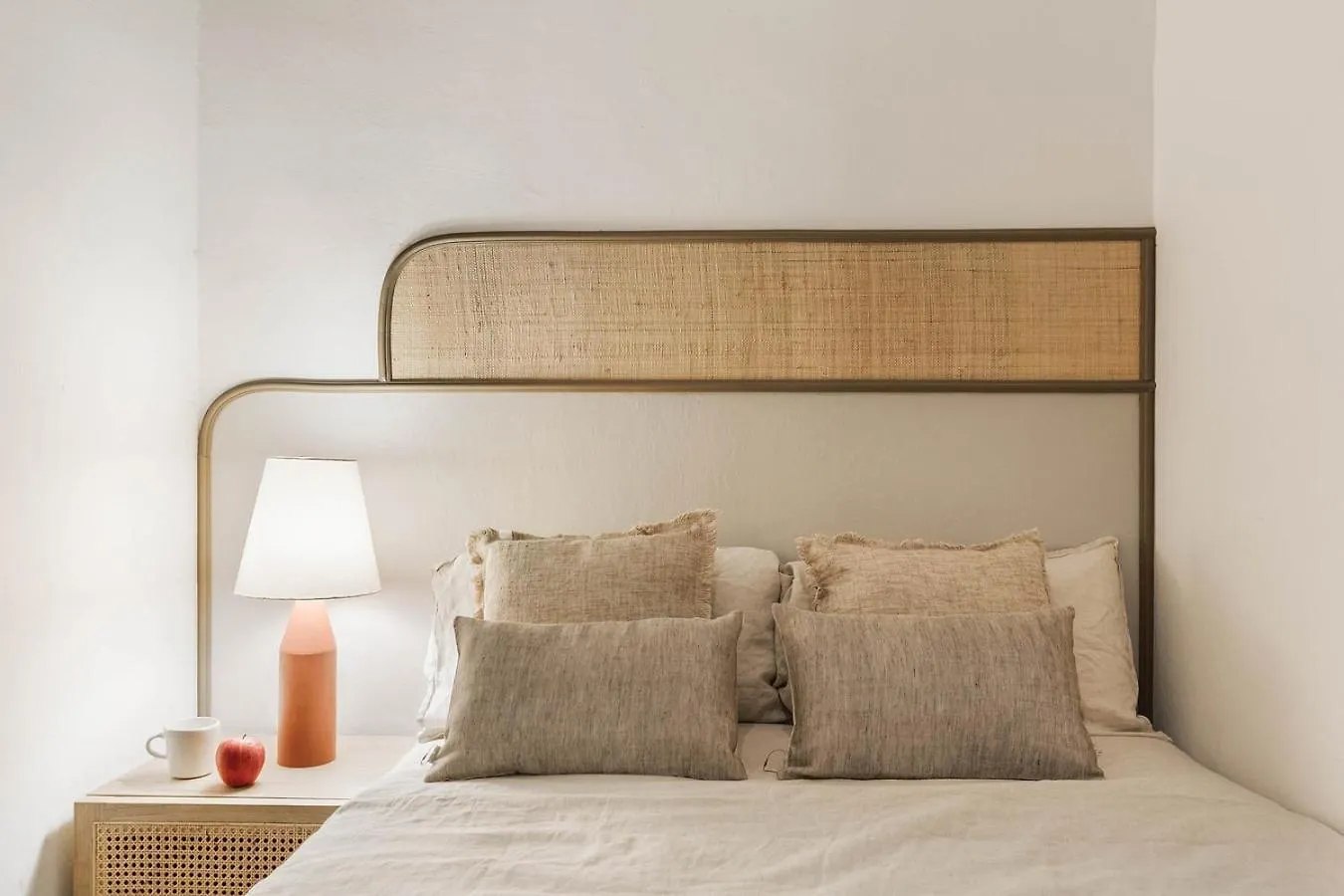 Veduto - 2 Bedrooms In Eixample Esquerra Barcelona Apartamento
